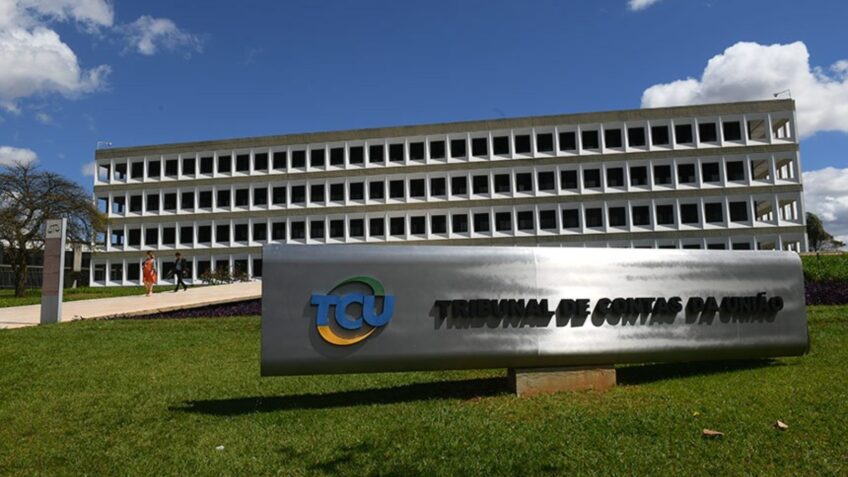 Bancada do Novo denuncia AGU ao TCU por remoção de conteúdo