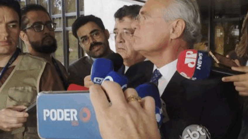 Renan Calheiros adia votação de dívidas rurais para negociar com governo